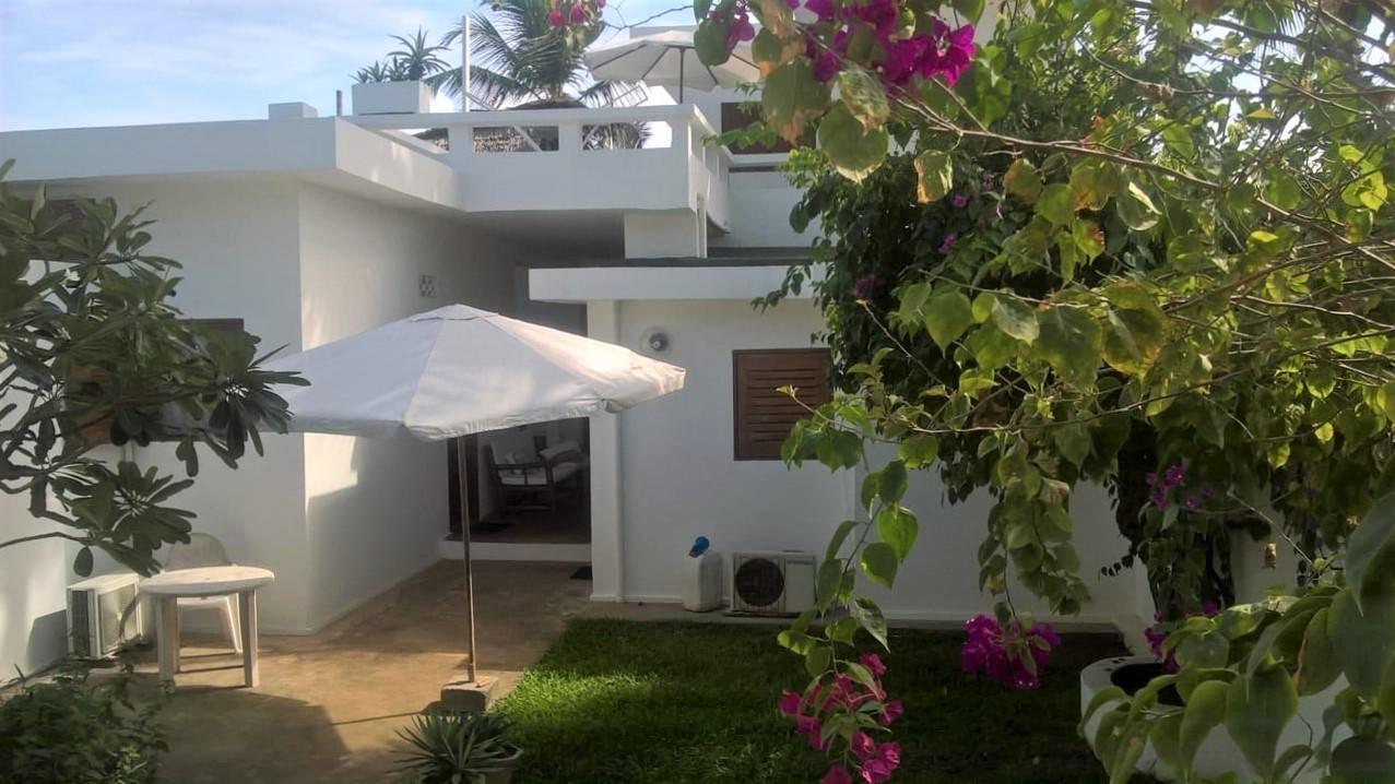 La Maison Blanche Otel Assinie-Mafia Dış mekan fotoğraf